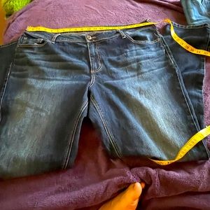 Maurices Signature Jeans, 22W (long) DkBlue